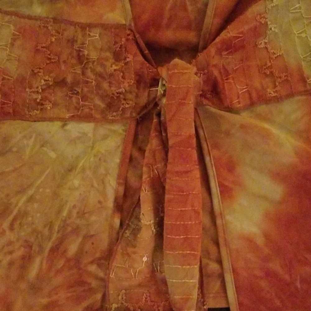 WOMEN'S blouse